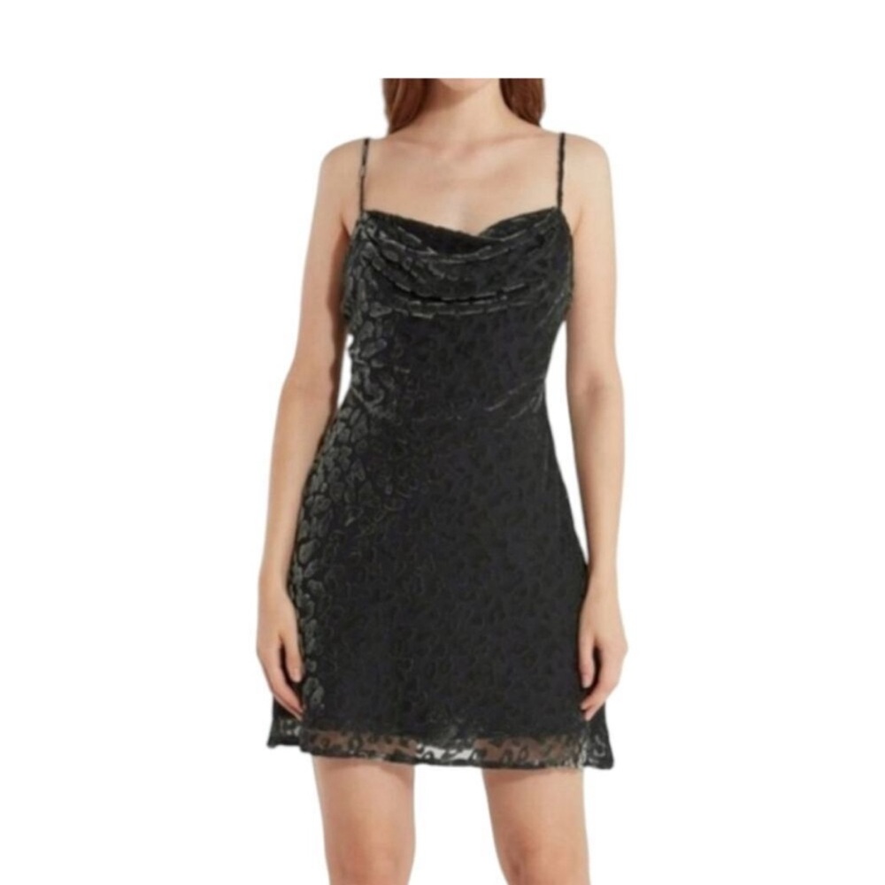 Astr Black and Gray Textured Dress